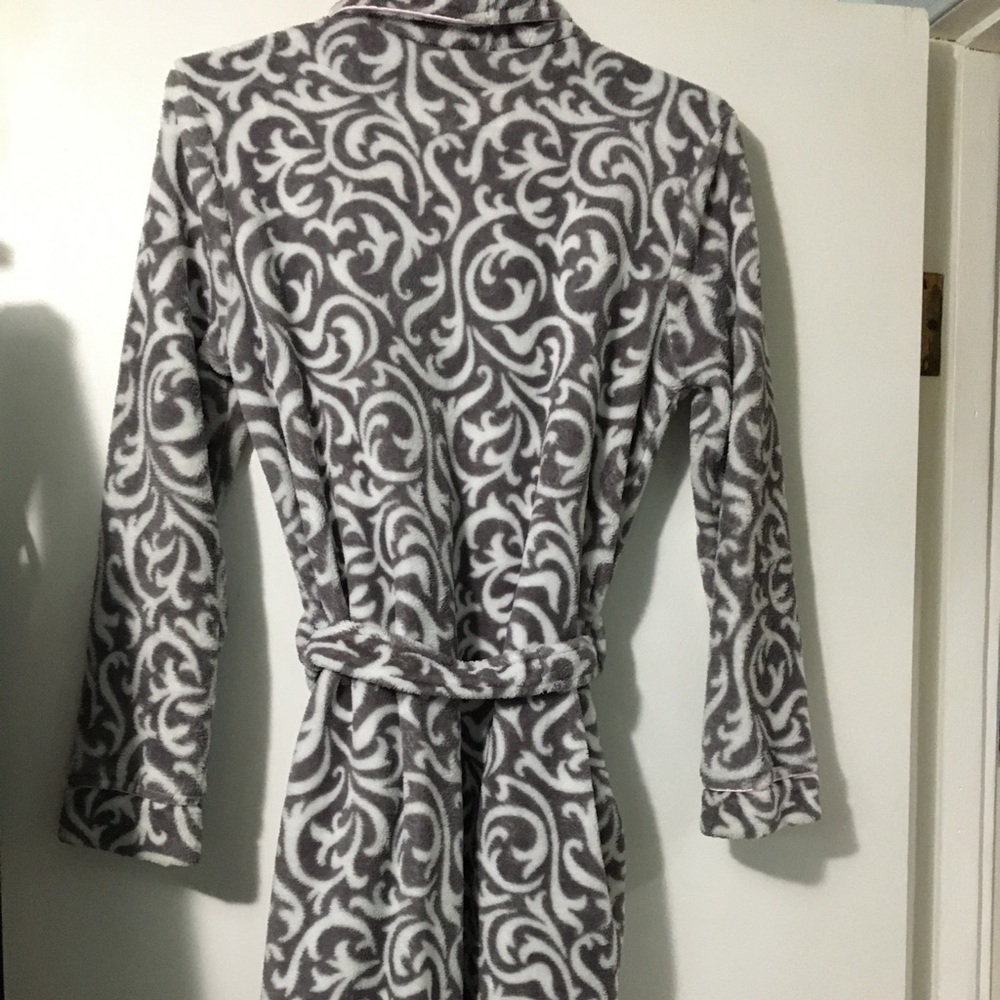 Laura Ashley Fleece Bathrobe Size Small